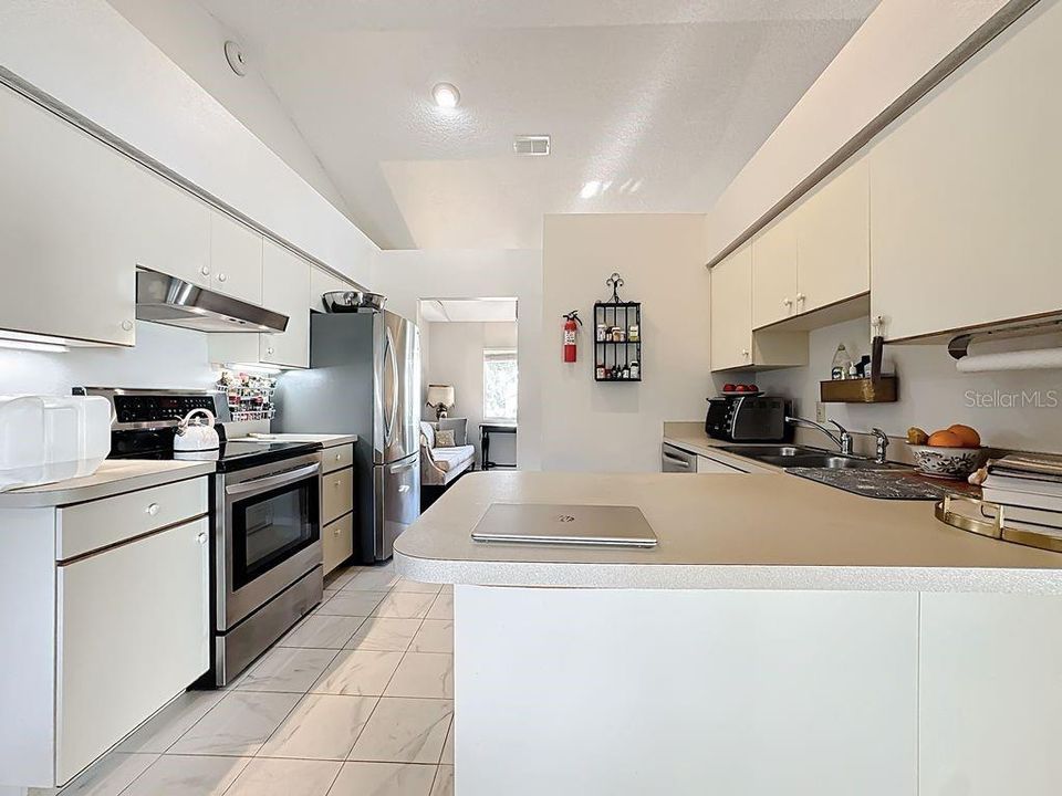 待售: $312,800 (3 贝兹, 2 浴室, 1450 平方英尺)