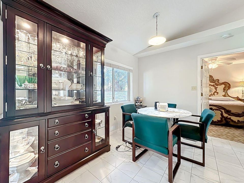 待售: $312,800 (3 贝兹, 2 浴室, 1450 平方英尺)