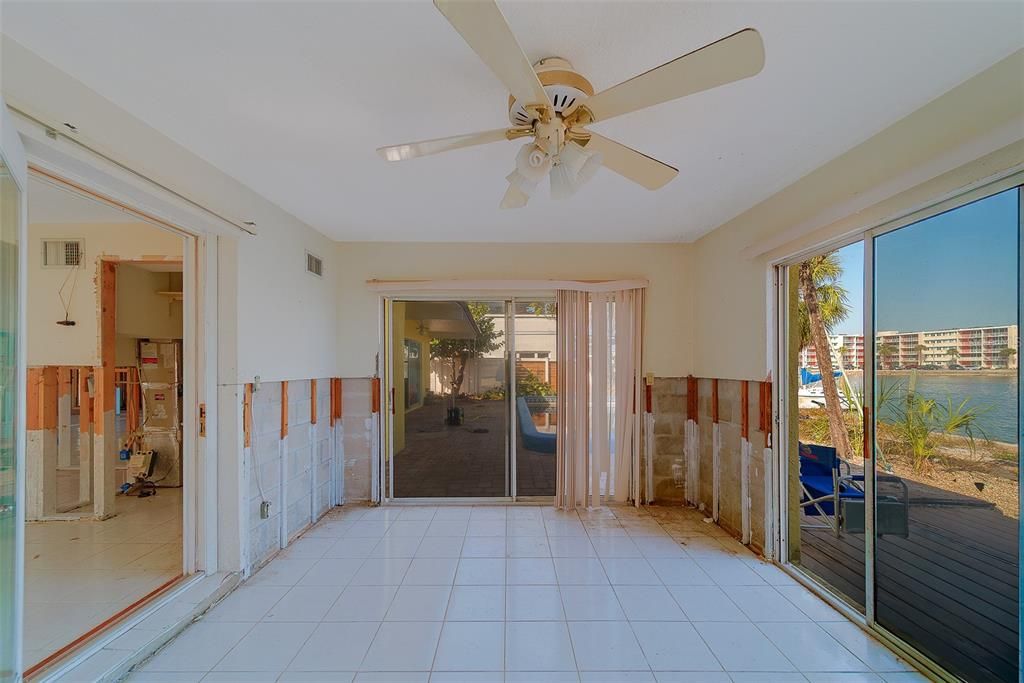 For Sale: $849,000 (3 beds, 3 baths, 2138 Square Feet)