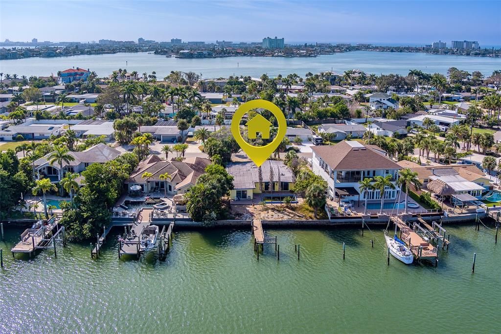 For Sale: $849,000 (3 beds, 3 baths, 2138 Square Feet)