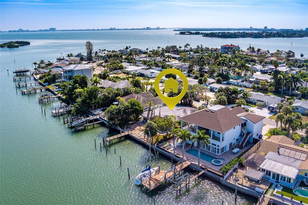 For Sale: $849,000 (3 beds, 3 baths, 2138 Square Feet)