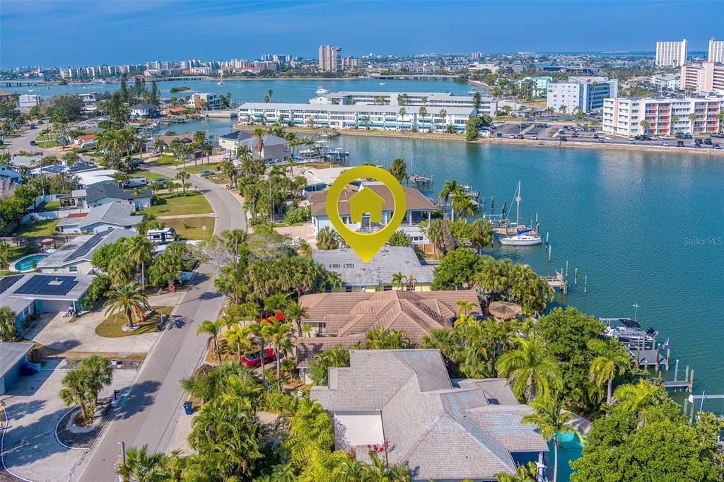 For Sale: $849,000 (3 beds, 3 baths, 2138 Square Feet)