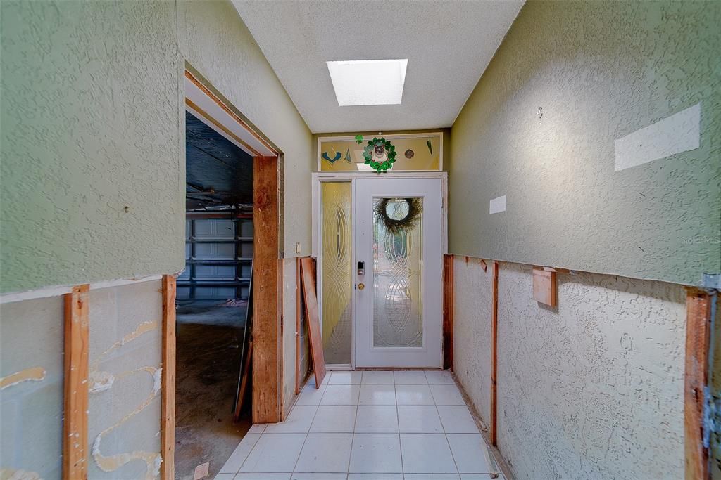 For Sale: $849,000 (3 beds, 3 baths, 2138 Square Feet)