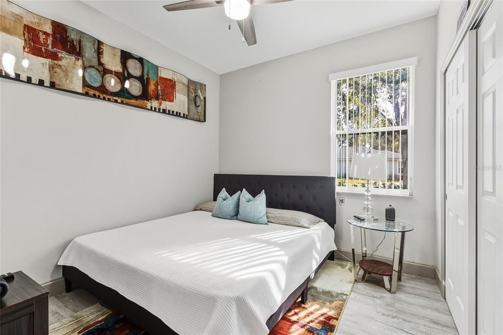 待售: $350,000 (3 贝兹, 2 浴室, 1411 平方英尺)