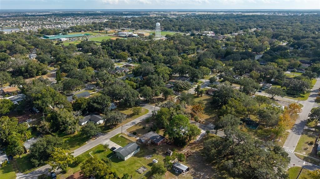 待售: $350,000 (3 贝兹, 2 浴室, 1411 平方英尺)