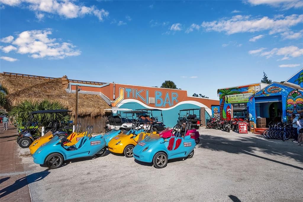 待售: $980,000 (4 贝兹, 2 浴室, 1702 平方英尺)