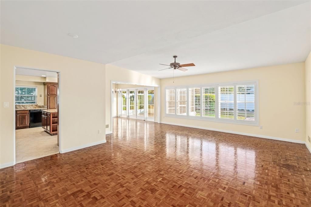 Activo con contrato: $585,000 (3 camas, 2 baños, 1480 Pies cuadrados)