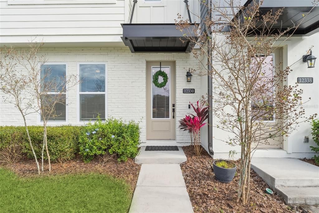 For Sale: $600,000 (3 beds, 3 baths, 1998 Square Feet)