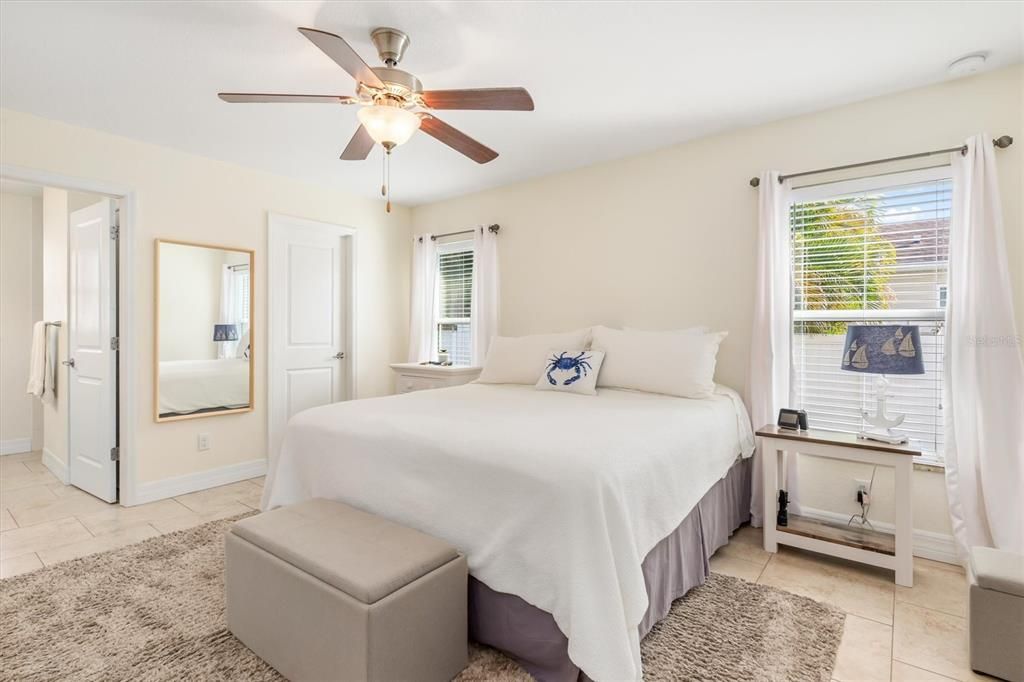 En Venta: $320,000 (3 camas, 2 baños, 1215 Pies cuadrados)