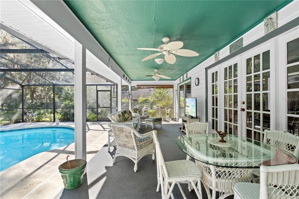 На продажу: $415,000 (3 спален, 2 ванн, 2124 Квадратных фут)