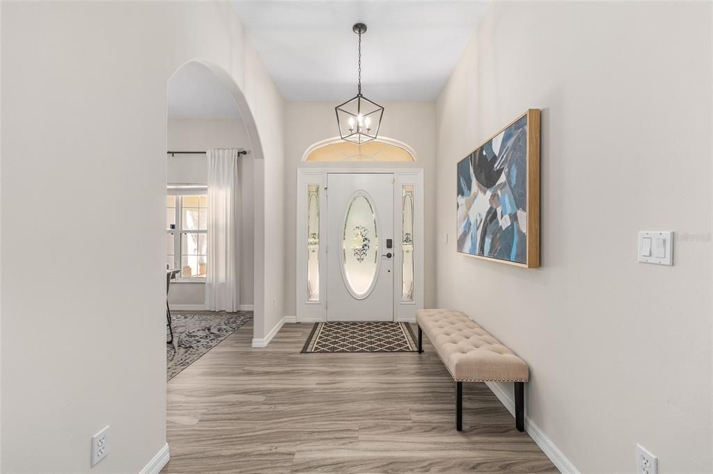 En Venta: $659,000 (4 camas, 3 baños, 2466 Pies cuadrados)