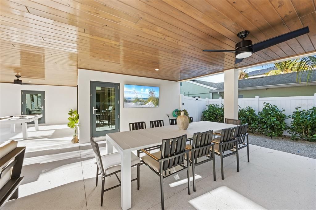 For Sale: $4,475,000 (8 beds, 8 baths, 3899 Square Feet)