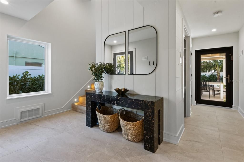 For Sale: $4,475,000 (8 beds, 8 baths, 3899 Square Feet)