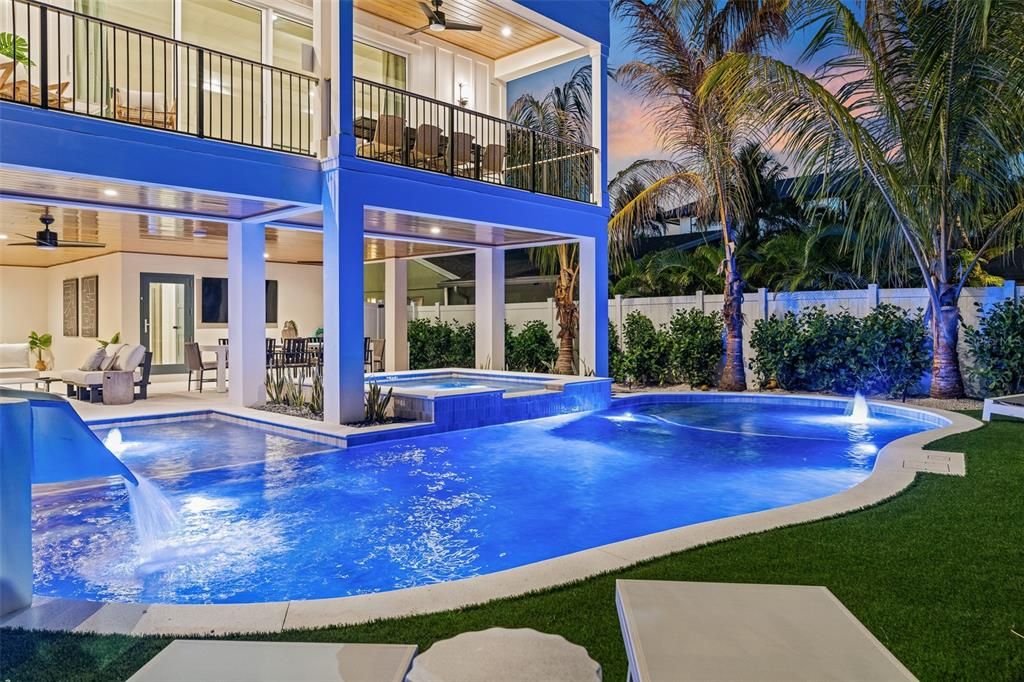 For Sale: $4,475,000 (8 beds, 8 baths, 3899 Square Feet)