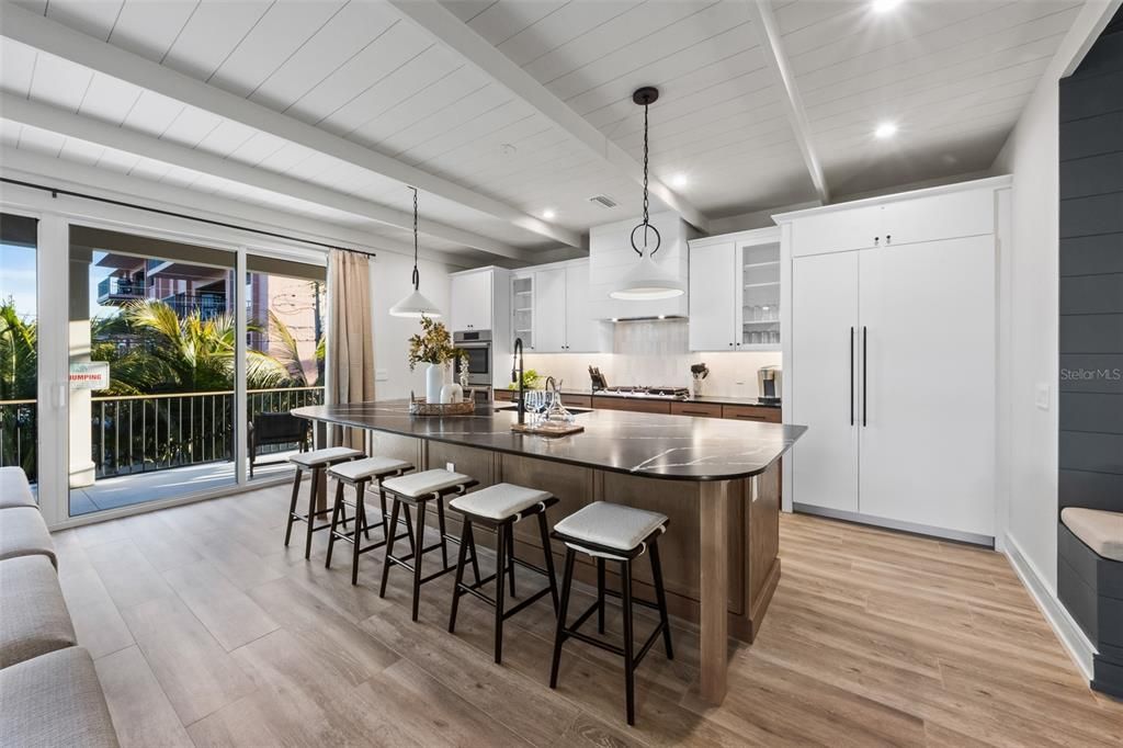 For Sale: $4,475,000 (8 beds, 8 baths, 3899 Square Feet)