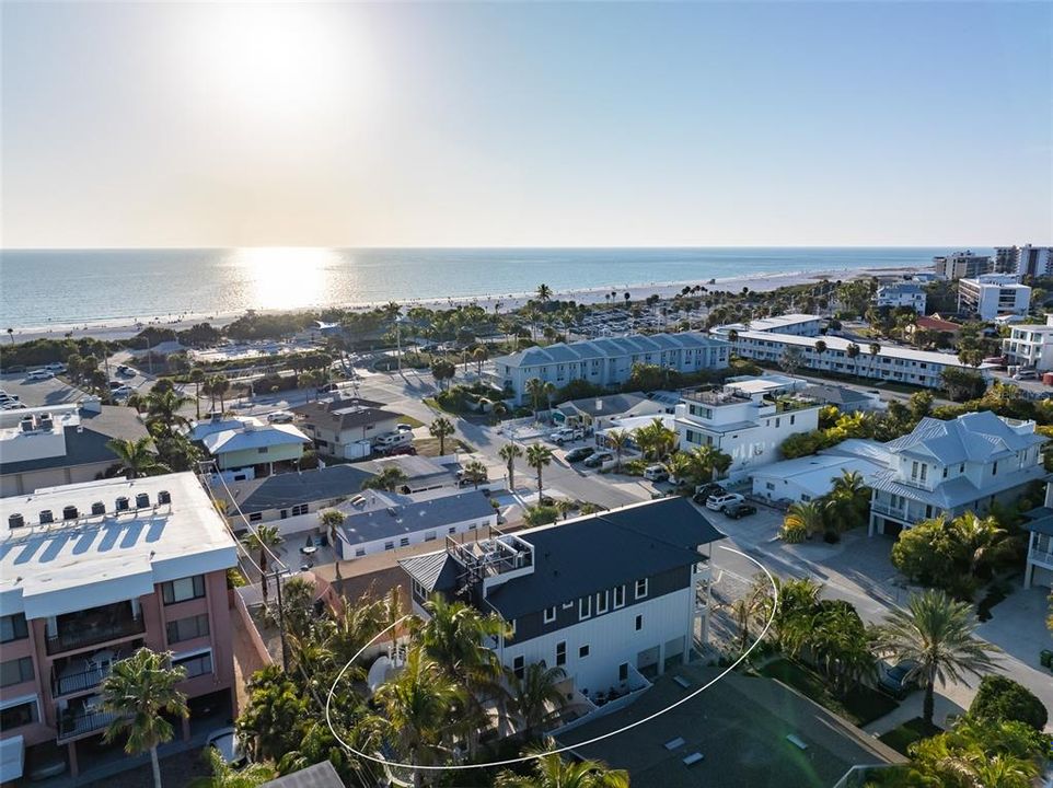 For Sale: $4,475,000 (8 beds, 8 baths, 3899 Square Feet)