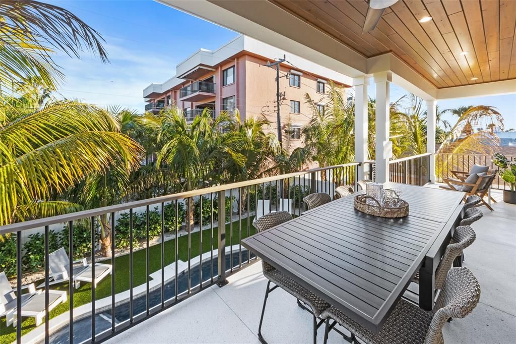 For Sale: $4,475,000 (8 beds, 8 baths, 3899 Square Feet)