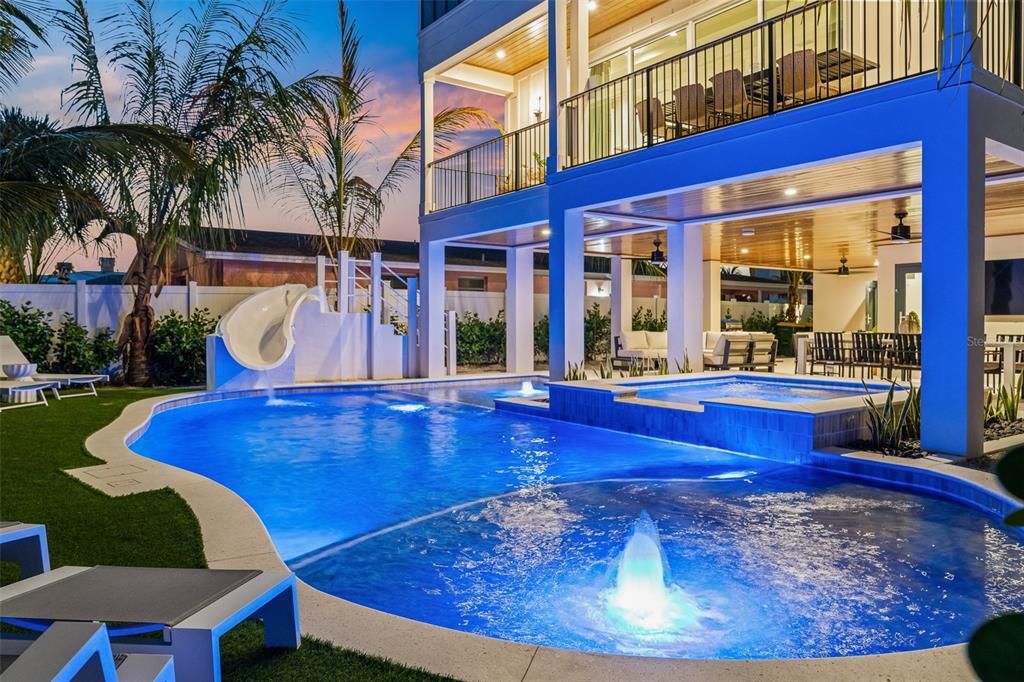 For Sale: $4,475,000 (8 beds, 8 baths, 3899 Square Feet)