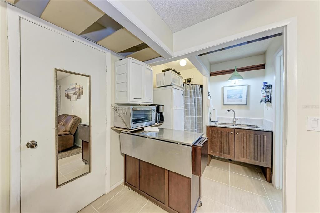 На продажу: $725,000 (6 спален, 0 ванн, 5132 Квадратных фут)