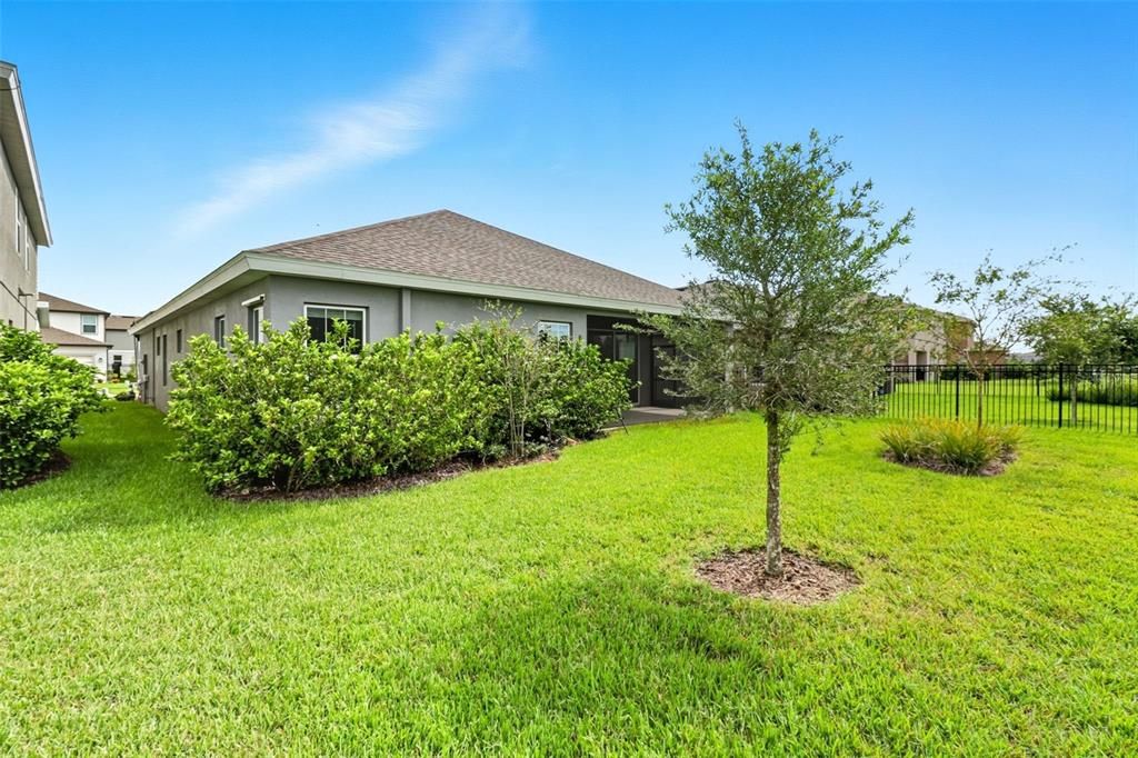 For Rent: $3,500 (3 beds, 3 baths, 2135 Square Feet)