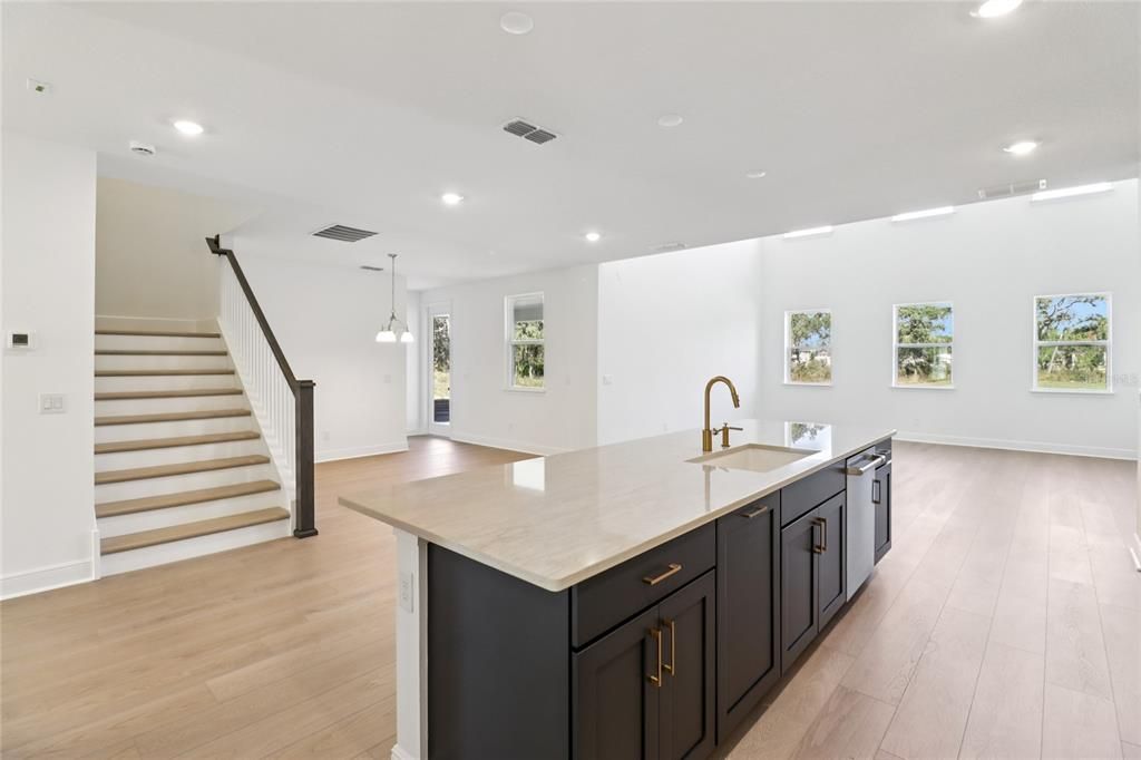 待售: $974,990 (5 贝兹, 4 浴室, 3542 平方英尺)