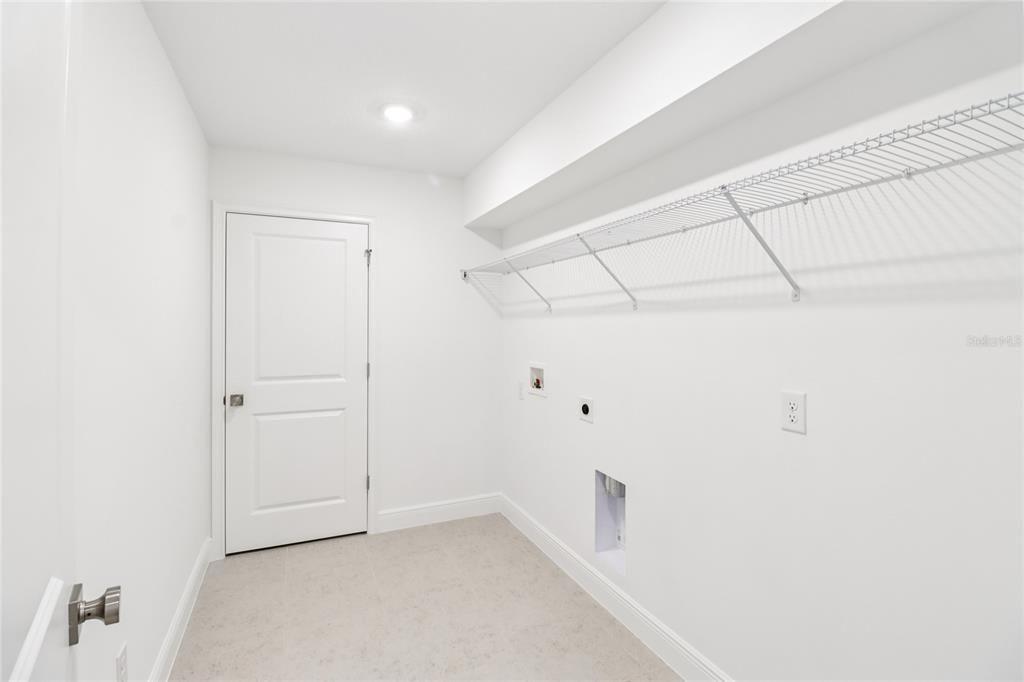 待售: $974,990 (5 贝兹, 4 浴室, 3542 平方英尺)