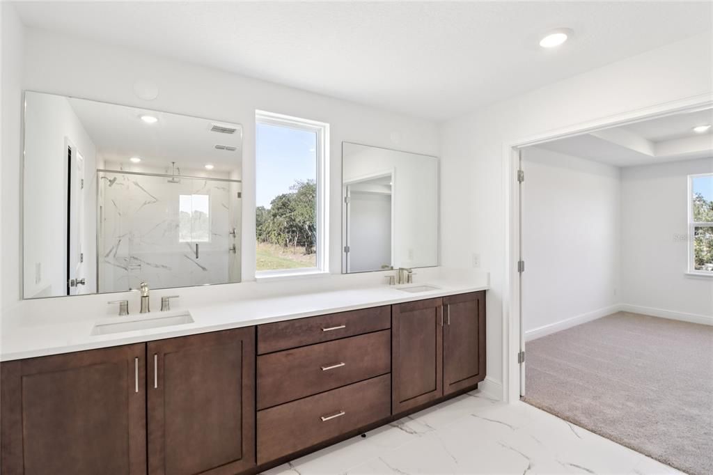 待售: $974,990 (5 贝兹, 4 浴室, 3542 平方英尺)