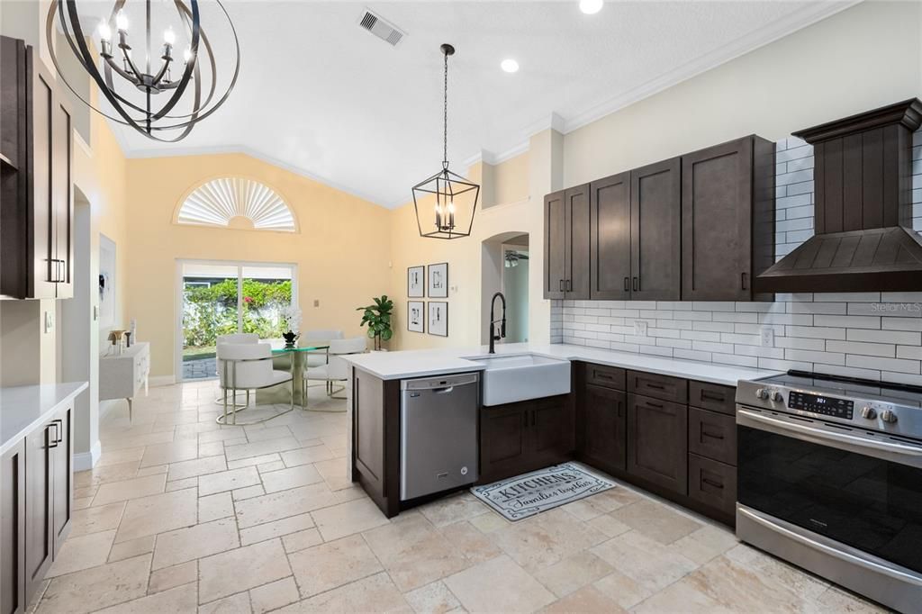 待售: $449,900 (4 贝兹, 3 浴室, 1801 平方英尺)