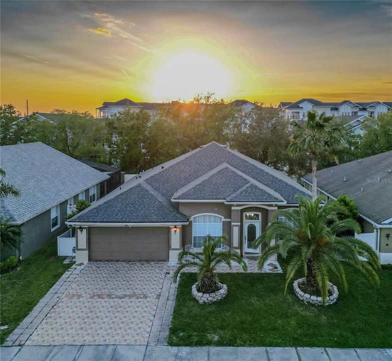 В аренду: $2,850 (4 спален, 2 ванн, 2245 Квадратных фут)