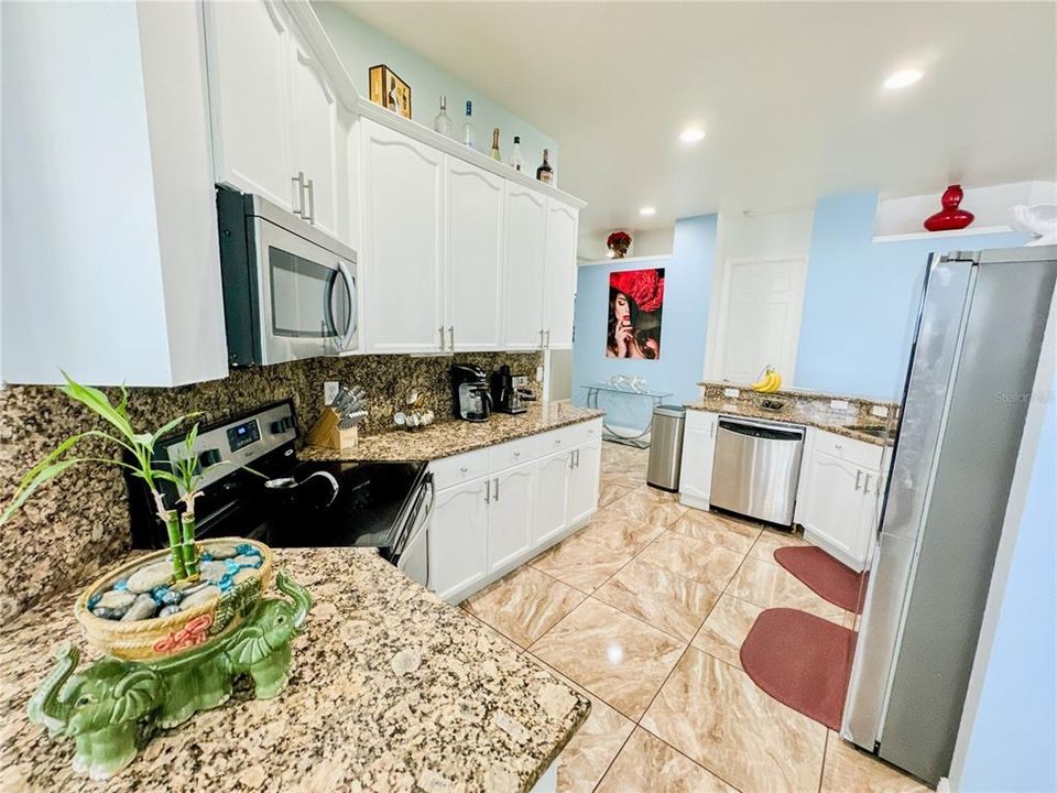 В аренду: $2,850 (4 спален, 2 ванн, 2245 Квадратных фут)