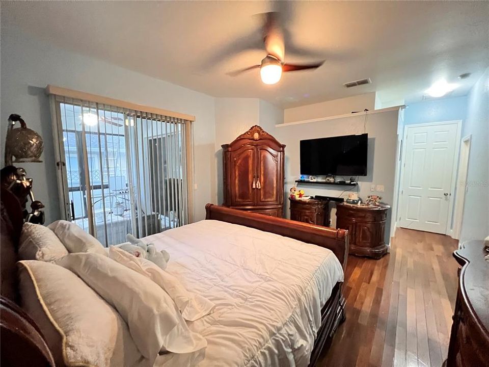 В аренду: $2,850 (4 спален, 2 ванн, 2245 Квадратных фут)