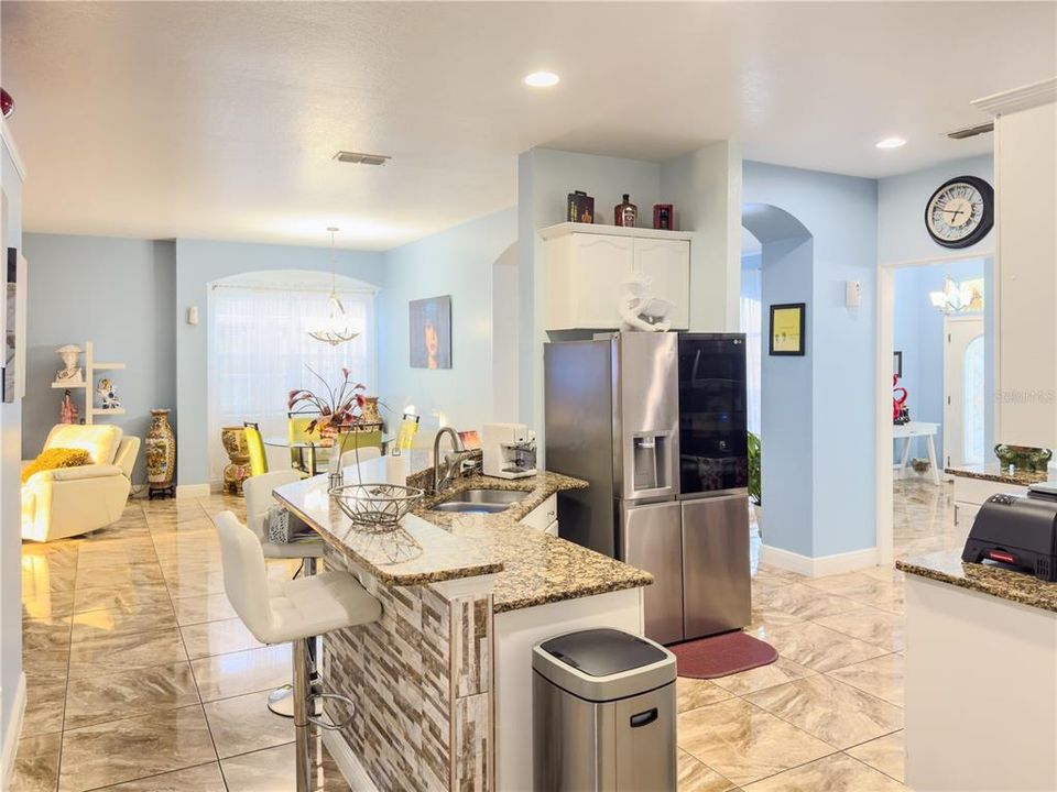 В аренду: $2,850 (4 спален, 2 ванн, 2245 Квадратных фут)