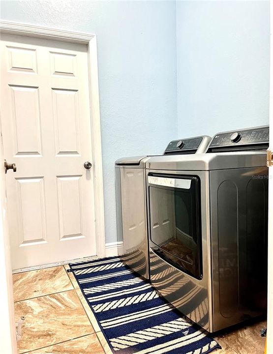 В аренду: $2,850 (4 спален, 2 ванн, 2245 Квадратных фут)