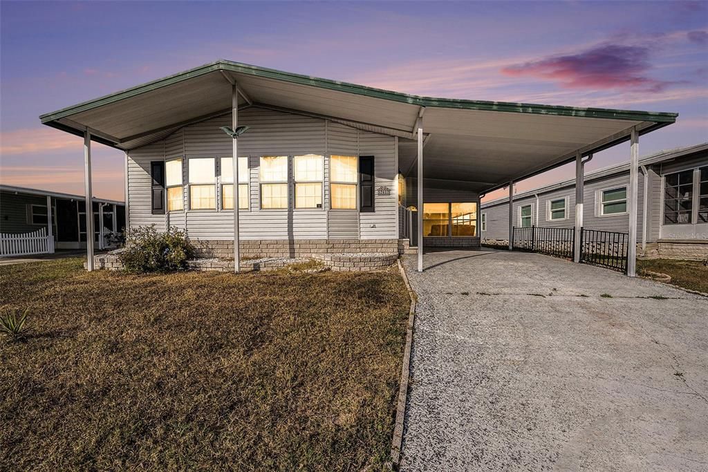 For Sale: $195,000 (2 beds, 2 baths, 1482 Square Feet)