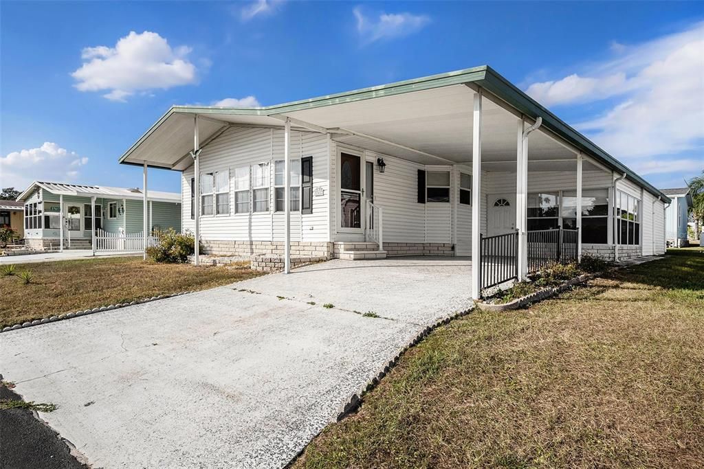 For Sale: $195,000 (2 beds, 2 baths, 1482 Square Feet)