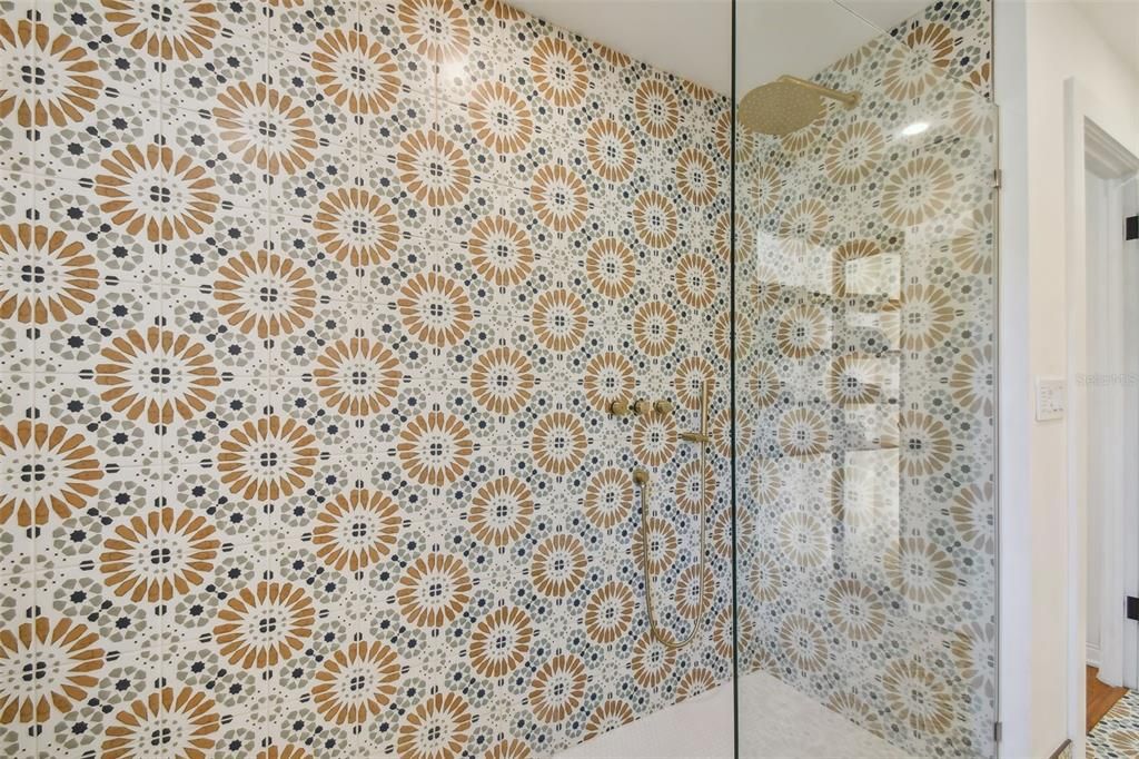 出租: $2,995 (2 贝兹, 1 浴室, 1063 平方英尺)