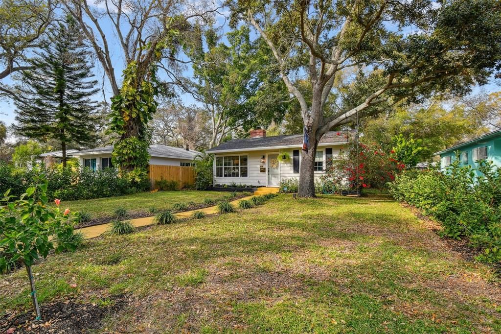 出租: $2,995 (2 贝兹, 1 浴室, 1063 平方英尺)