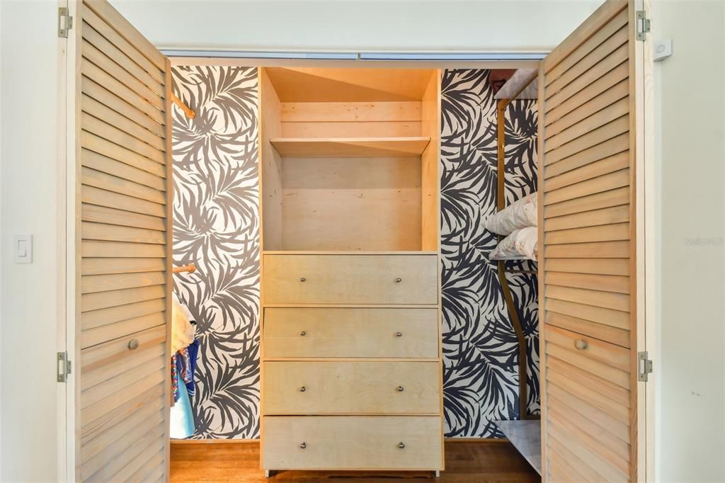 出租: $2,995 (2 贝兹, 1 浴室, 1063 平方英尺)