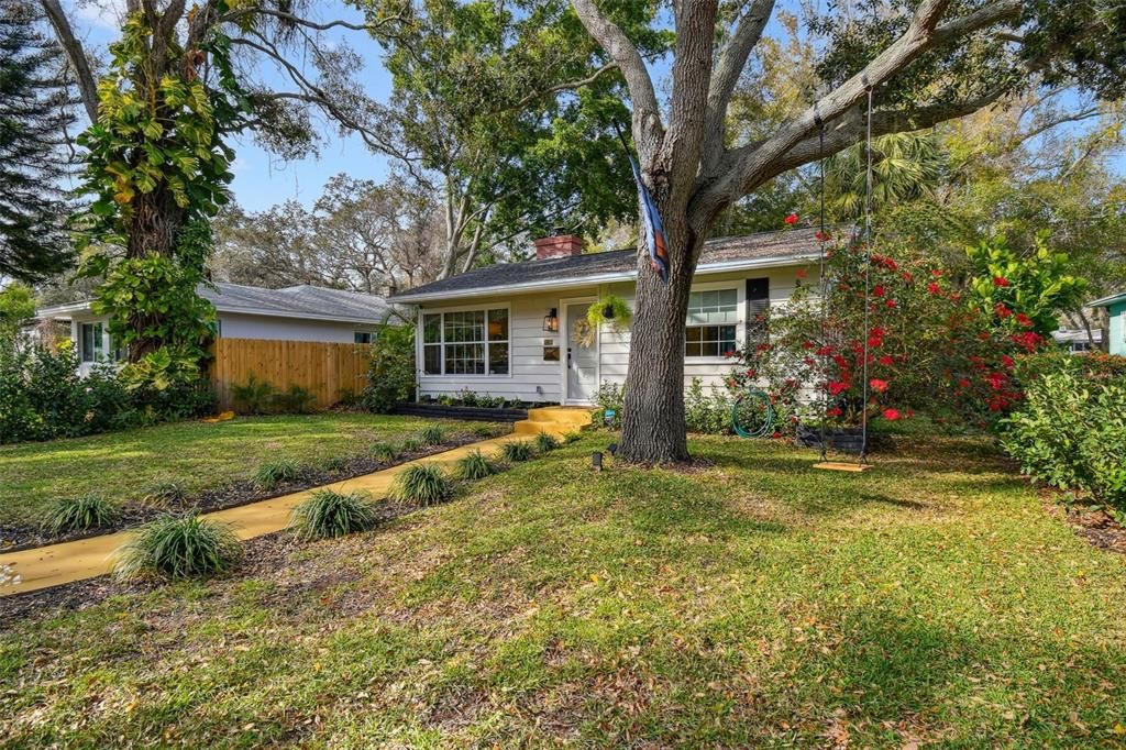 出租: $2,995 (2 贝兹, 1 浴室, 1063 平方英尺)