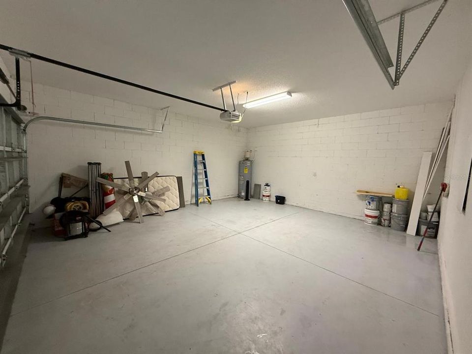 En Renta: $2,800 (5 camas, 4 baños, 1994 Pies cuadrados)