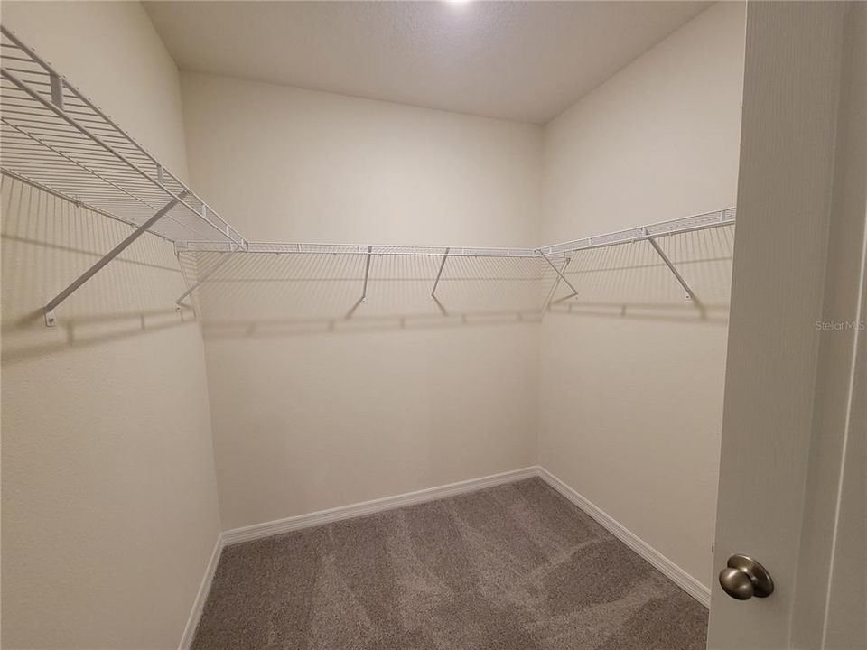 В аренду: $2,600 (4 спален, 2 ванн, 1846 Квадратных фут)