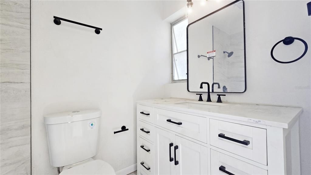 En Venta: $324,800 (4 camas, 2 baños, 1699 Pies cuadrados)