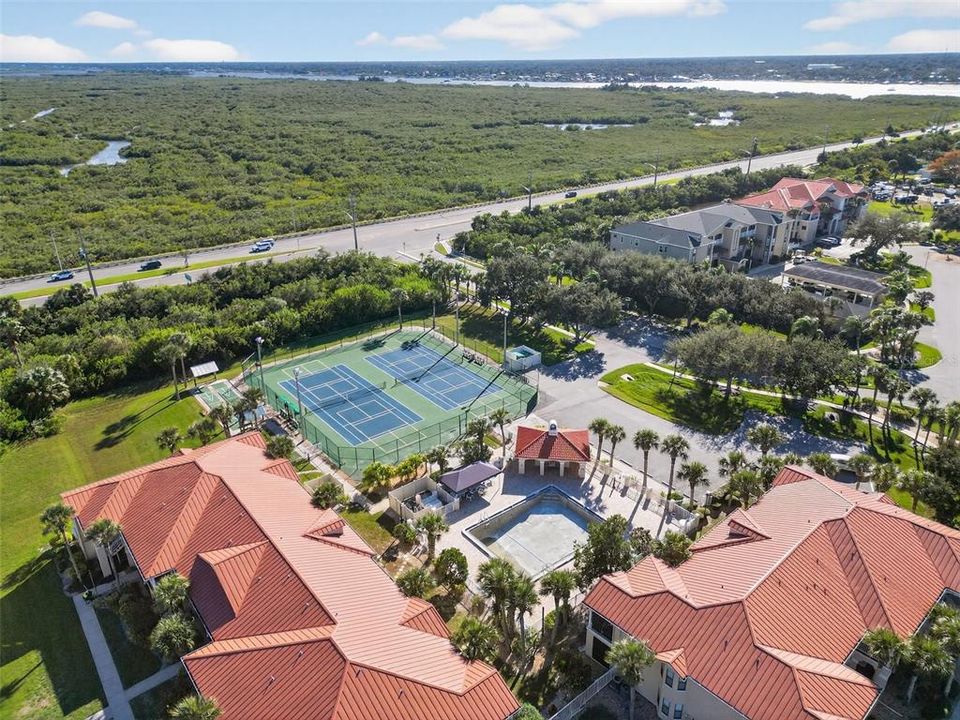 En Venta: $595,000 (3 camas, 2 baños, 1576 Pies cuadrados)