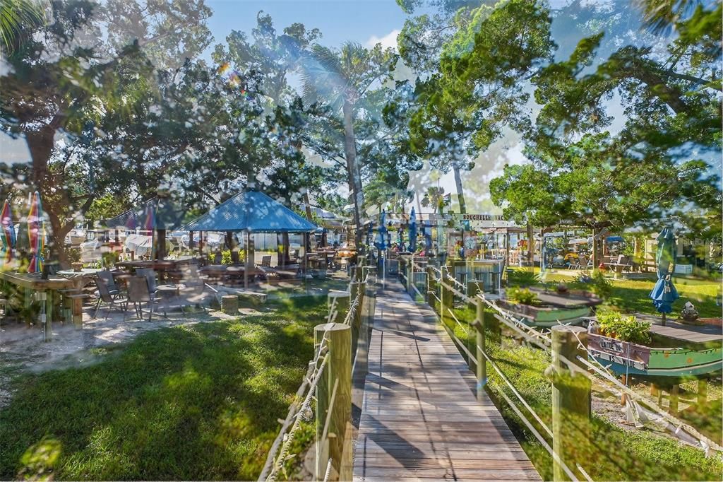 En Venta: $595,000 (3 camas, 2 baños, 1576 Pies cuadrados)