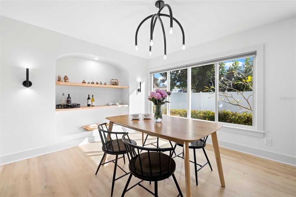Active With Contract: $495,000 (2 beds, 2 baths, 1557 Square Feet)