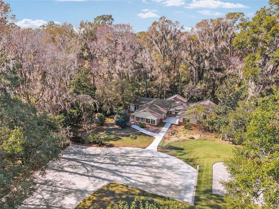 For Sale: $650,000 (4 beds, 3 baths, 3336 Square Feet)