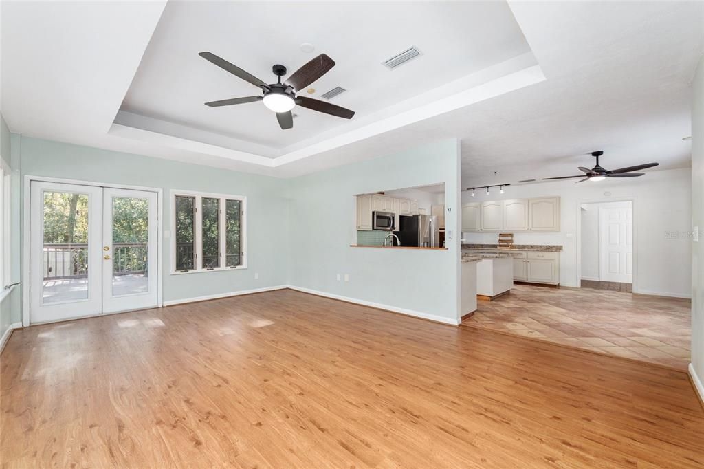 For Sale: $650,000 (4 beds, 3 baths, 3336 Square Feet)