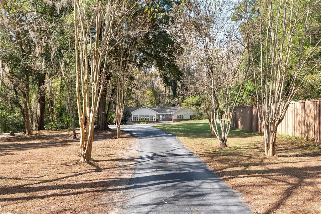 For Sale: $650,000 (4 beds, 3 baths, 3336 Square Feet)