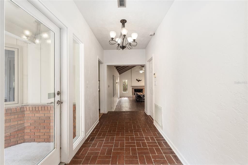 For Sale: $650,000 (4 beds, 3 baths, 3336 Square Feet)