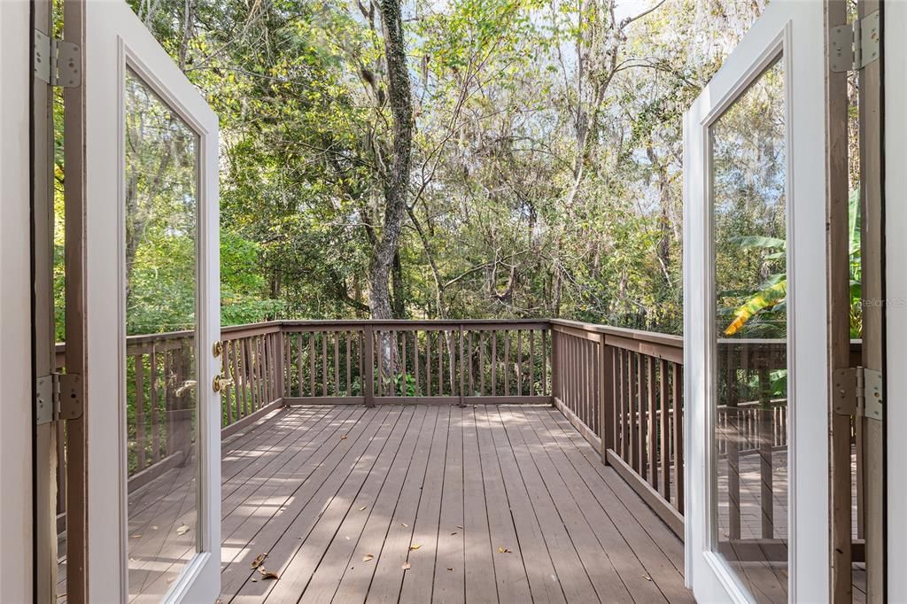 For Sale: $650,000 (4 beds, 3 baths, 3336 Square Feet)